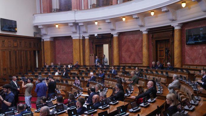 na-dnevnom-redu-i-rebalans-budzeta-nastavak-vanredne-sednice-skupstine-srbije,-poslanici-danas-o-59-tacaka