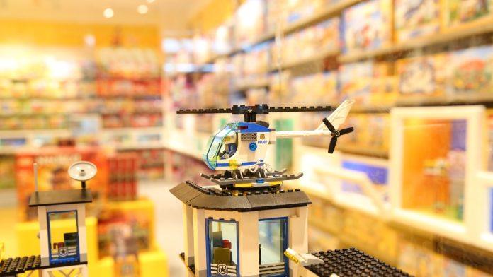 lego-oborio-rekord-u-prvih-sest-meseci:-prihod-skocio-21-odsto-na-5,6-milijardi-evra