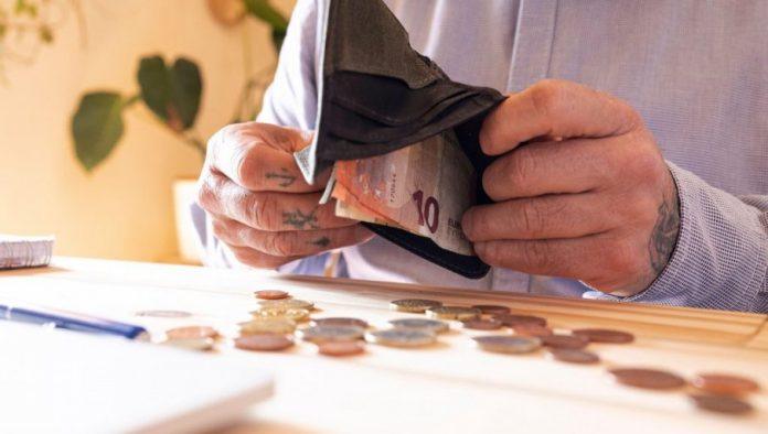 isplata-penzija-za-avgust:-evo-kada-krecu-prvi-cekovi,-ovo-je-tacan-datum