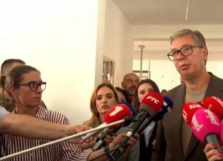 VUČIĆ U POSETI RASINSKOM OKRUGU: Obilazi radove na izgradnji Doma boraca grada Kruševca (FOTO/VIDEO) vucic-u-poseti-rasinskom-okrugu:-obilazi-radove-na-izgradnji-doma-boraca-grada-krusevca-(foto/video)
