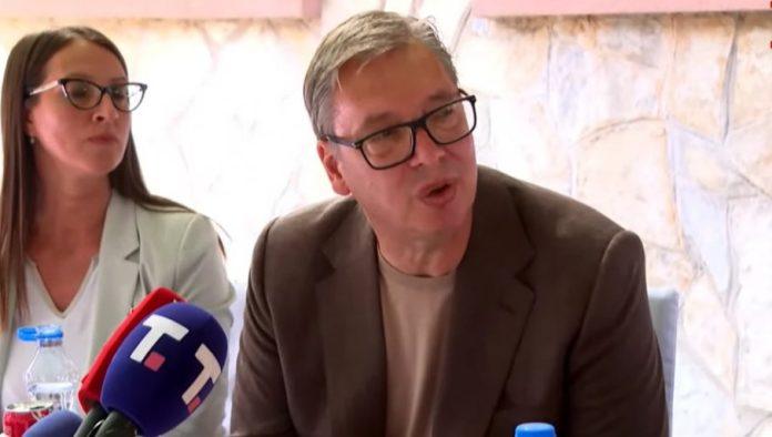 vucic-o-profesorki-blokaderki-iz-brusa:-“ona-je-ista-kao-i-svi-mi,-moramo-da-pomazemo-jedni-drugima”