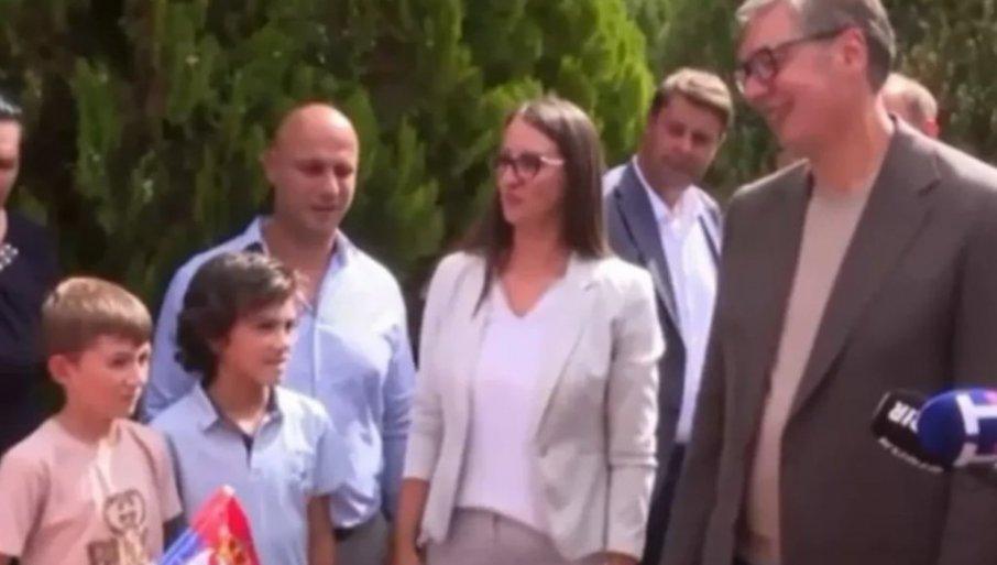 oni-su-buducnost-srbije!-vucic:-slusaju-roditelje,-treniraju-i-uce oni-su-buducnost-srbije!-vucic:-slusaju-roditelje,-treniraju-i-uce