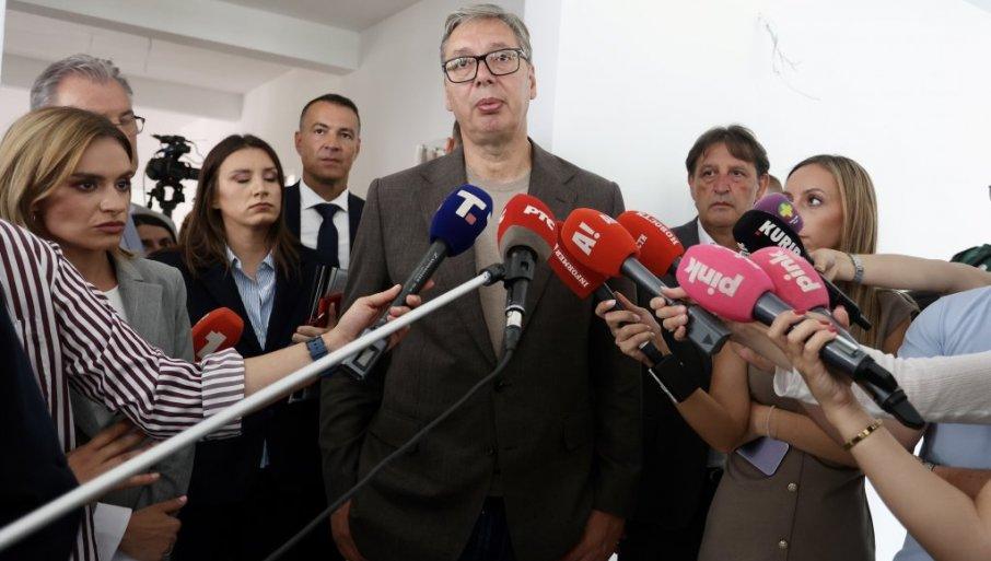 vucic-o-delovanju-nvo:-ej,-milijarda-i-300-miliona-evra-u-nasu-zemlju-za-rusenje-jednog-coveka! vucic-o-delovanju-nvo:-ej,-milijarda-i-300-miliona-evra-u-nasu-zemlju-za-rusenje-jednog-coveka!