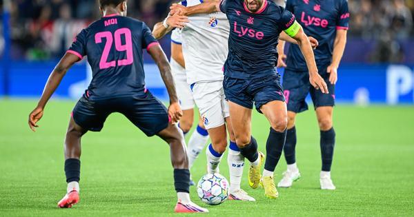 dinamo-se-raspao-za-dva-minuta-i-ostao-bez-lige-sampiona!-uzalud-gol-hodze,-viking-ispisao-istoriju,-a-modri-moraju-u-ligu-evrope-/video/ dinamo-se-raspao-za-dva-minuta-i-ostao-bez-lige-sampiona!-uzalud-gol-hodze,-viking-ispisao-istoriju,-a-modri-moraju-u-ligu-evrope-/video/