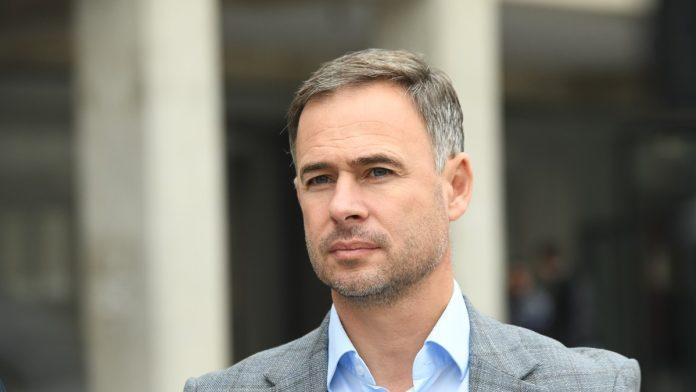 raste-broj-opozicionih-lista,-nista-od-ujedinjenja-aleksic:-“cini-se-da-ce-biti-vise-frontova”