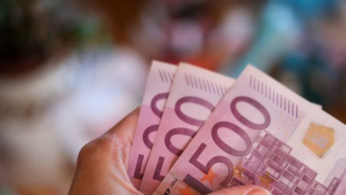 stize-vise-novca-na-racune-nasih-radnika-u-nemackoj-minimalac-porastao-na-13,90-evra-po-satu,-a-u-ova-3-sektora-su-plate-najvise-skocile