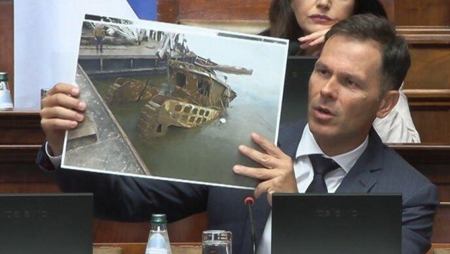 “pogledajte-kakvu-smo-pustos-i-dubriste-nasledili-od-dilasa!”-mali-slikama-nekadasnjeg-beograda-na-vodi-potpuno-raskrinkao-lazoviceve-lazi “pogledajte-kakvu-smo-pustos-i-dubriste-nasledili-od-dilasa!”-mali-slikama-nekadasnjeg-beograda-na-vodi-potpuno-raskrinkao-lazoviceve-lazi