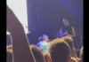 ACA AMADEUS NA KONCERTU ZAPROSIO 23 GODINE MLAĐU DEVOJKU Kleknuo pred Barbaru i pitao je da se UDA ZA NJEGA: Ovo je bio njen odgovor (VIDEO) aca-amadeus-na-koncertu-zaprosio-23-godine-mladu-devojku-kleknuo-pred-barbaru-i-pitao-je-da-se-uda-za-njega:-ovo-je-bio-njen-odgovor-(video)