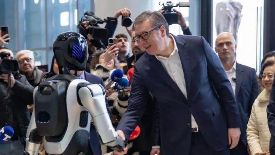 buducnost-stigla-u-srbiju:-roboti-u-kini-igrali-moravac,-a-ovako-su-docekali-vucica-u-sapcu buducnost-stigla-u-srbiju:-roboti-u-kini-igrali-moravac,-a-ovako-su-docekali-vucica-u-sapcu