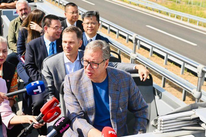“zlikovac-par-ekselans,-on-je-dovodio-mudzahedine-s-bliskog-istoka”-vucic-o-rasimu-delicu,-njegovoj-sahrani,-licemerju:-jer-odsecena-srpska-glava-ne-vredi-nista