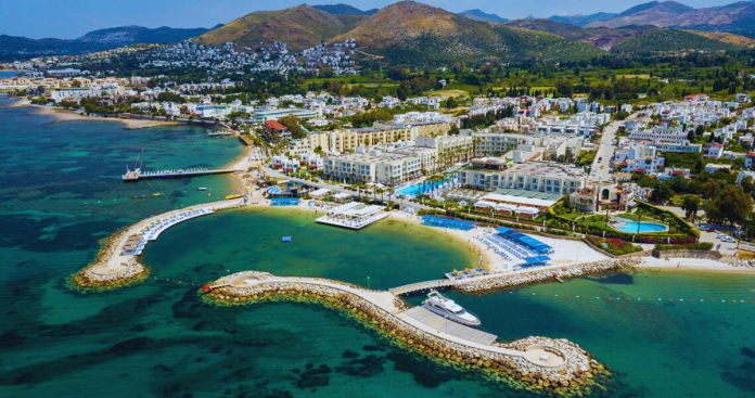 od-hotelske-plaze-do-vecernje-setnje-uz-more-–-la-blanche-i-drugacije-lice-bodruma