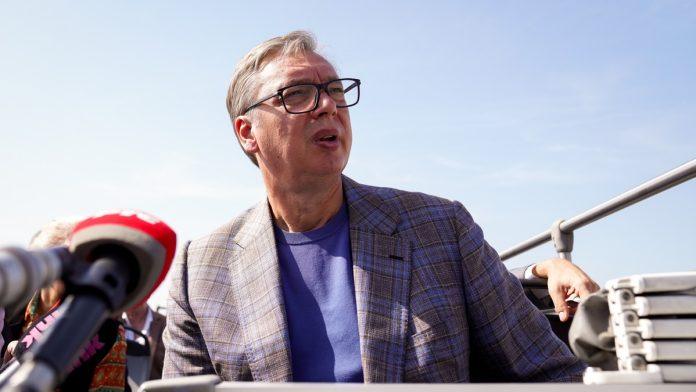 “ustaski-rezim-bio-gori-od-hitlera,-a-oni-se-dice,-prave-parti,-dernek…”-vucic-se-oglasio-o-divljanju-u-vukovaru,-komentarisao-i-skup-u-uzicu:-“zaostaju-sto-se-tice-izborne-popularnosti,-videcemo-sve-vecu-i-vecu-nervozu”-(foto,-video)
