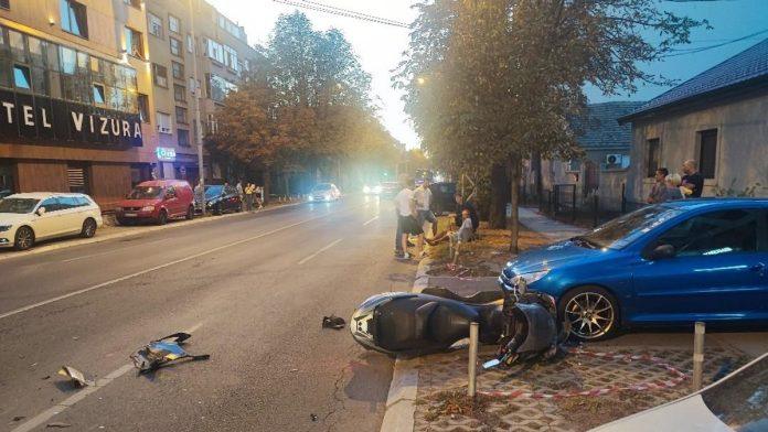 (foto)-delovi-rasuti-po-putu,-oboren-motociklista!-teska-nesreca-u-zemunu:-vozilo-naletelo-na-njega?