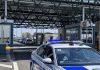 USTAŠE IZ “AUDIJA A4” PALE NA BATROVCIMA: Sa ustaškim simbolima krenuli na koncert Tompsona, pa dopali srpskoj policiji šaka ustase-iz-“audija-a4”-pale-na-batrovcima:-sa-ustaskim-simbolima-krenuli-na-koncert-tompsona,-pa-dopali-srpskoj-policiji-saka