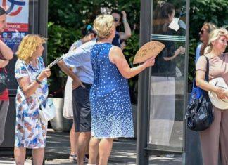 PRIPEKLO U SRBIJI Upaljen meteo alarm: Spremite se za tropske vrućine, temperatura ide i do 37 stepeni EVO KADA STIŽE PROMENA pripeklo-u-srbiji-upaljen-meteo-alarm:-spremite-se-za-tropske-vrucine,-temperatura-ide-i-do-37-stepeni-evo-kada-stize-promena