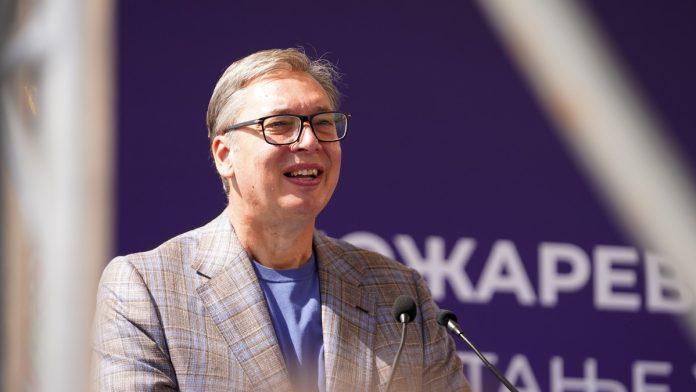 vucic-danas-na-potpisivanju-ugovora-o-gradnji-fabrike-baterija-za-dronove-u-indiji