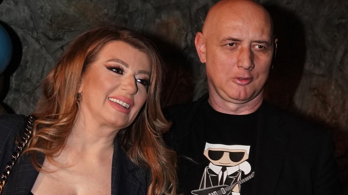 preokret-kakav-se-retko-vida-viki-miljkovic-i-taske-izvukli-firmu-iz-gubitaka,-pa-zgrnuli-milionski-profit:-isplivale-tacne-cifre preokret-kakav-se-retko-vida-viki-miljkovic-i-taske-izvukli-firmu-iz-gubitaka,-pa-zgrnuli-milionski-profit:-isplivale-tacne-cifre