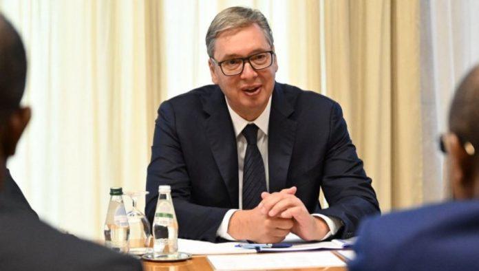 “istorija-se-sutra-vraca-tamo-gde-je-sve-i-pocelo,-u-nasem-beogradu”-vucic-pozeleo-dobrodoslicu-srpski-prijateljima-(video)