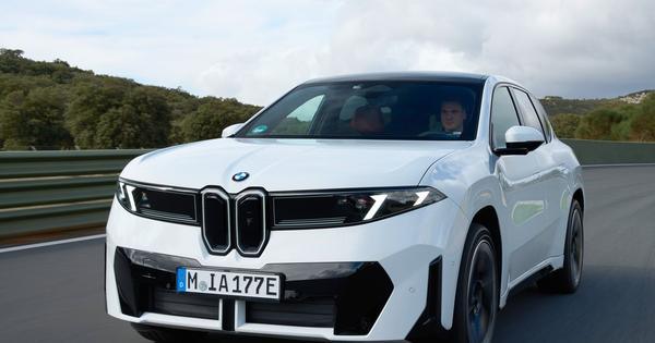 u-kini,-bmw-prodaje-svoj-elektricni-automobil-za-cak-30.000-evra-manje-nego-u-evropi!-i-to-nije-samo-pitanje-jeftinije-radne-snage,-postoji-jedna-velika-razlika u-kini,-bmw-prodaje-svoj-elektricni-automobil-za-cak-30.000-evra-manje-nego-u-evropi!-i-to-nije-samo-pitanje-jeftinije-radne-snage,-postoji-jedna-velika-razlika