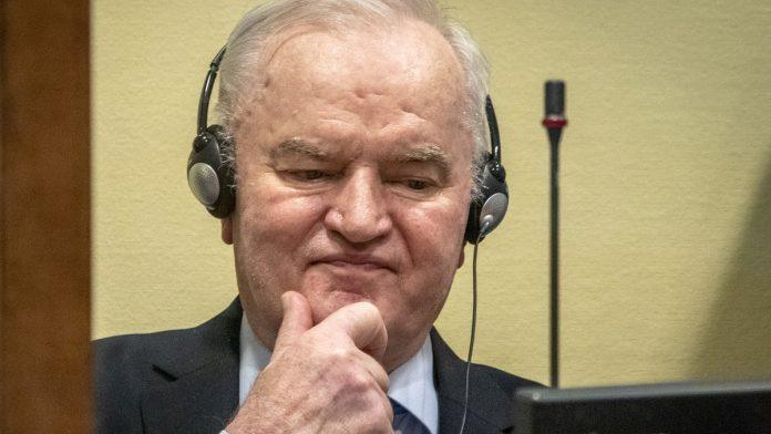 organizuje-se-masovni-dolazak-na-sahranu-ratka-mladica-iz-republike-srpske-iako-su-datum-i-mesto-i-dalje-nepoznati