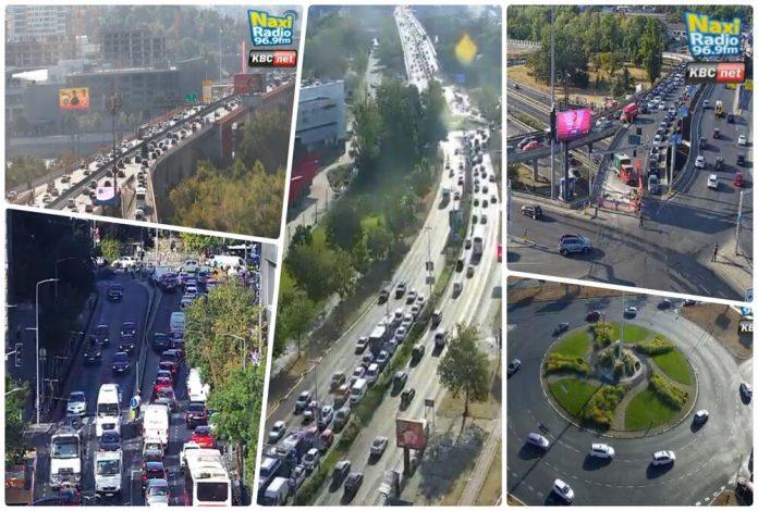 brankov-krcat-u-smeru-za-novi-beograd,-a-gazela-ka-centru:-duge-kolone-kod-skupstine,-a-na-autokomandi-vrvi!-tako-izgleda-1.-septembar-u-beogradu-(foto)