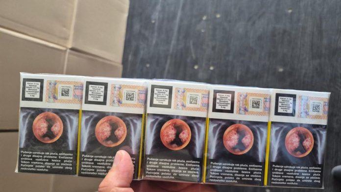 u-kamionu-pronadeno-37.500-paklica-cigareta:-vrednost-zaplenjene-robe-8,85-miliona-dinara-(foto)