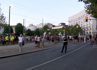 Обележена 22 месеца од пада надстрешнице Железничке станице у Новом Саду Обележена-22-месеца-од-пада-надстрешнице-Железничке-станице-у-Новом-Саду