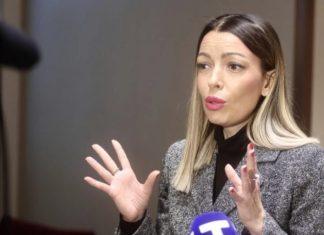 MARINIKINI PERFORMANSI VIŠE NISU NIKOME ZANIMLjIVI Mesarović: Koji kredibilitet ima ona da nekog optužuje za bilo šta marinikini-performansi-vise-nisu-nikome-zanimljivi-mesarovic:-koji-kredibilitet-ima-ona-da-nekog-optuzuje-za-bilo-sta