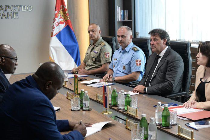 jacanje-saradnje-u-oblasti-odbrane:-sastanak-gasica-sa-ministrom-odbrane-i-unutrasnjeg-reda-dr-sao-tome-i-prinsipe