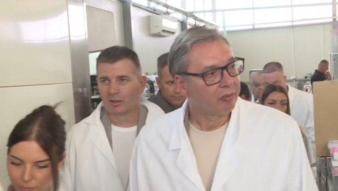 vucic-komentarisao-prvu-blokadersku-konferenciju:-moracete-da-vidite-uskoro,-pa-cete-onda-da-uporedite-–-ja-sam-srecan