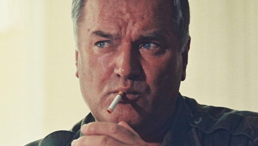 istoricar-rakovic-o-herojskoj-ulozi-generala:-mladic-zasluzio-da-bude-sahranjen-uz-najvise-drzavne-i-vojne-pocasti istoricar-rakovic-o-herojskoj-ulozi-generala:-mladic-zasluzio-da-bude-sahranjen-uz-najvise-drzavne-i-vojne-pocasti