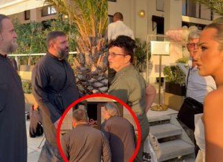 NAKON BABE I DEDE STIGLI SVEŠTENICI! Evo ŠTA SE DEŠAVA na krštenju male Arije Živojinović – PROLAZNICI GLEDAJU U ŠOKU! (VIDEO, GALERIJA) nakon-babe-i-dede-stigli-svestenici!-evo-sta-se-desava-na-krstenju-male-arije-zivojinovic-–-prolaznici-gledaju-u-soku!-(video,-galerija)