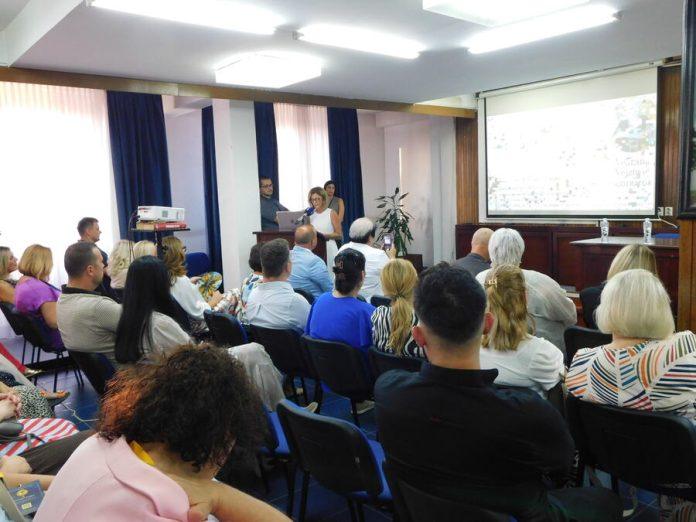 zdravstveni-radnik-ne-prestaje-da-uci:-poceo-treci-nacionalni-kongres-zdravstvenih-radnika-u-zc-loznica