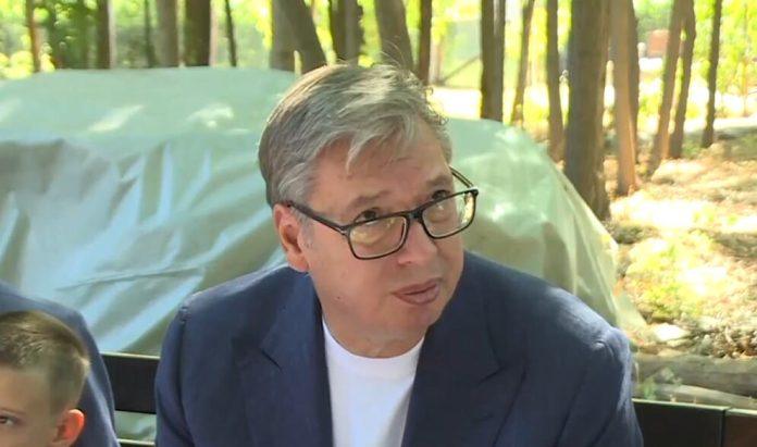 “vidimo-se-sutra-na-glavnom-odboru!”-vucic-odgovorio-na-blokaderske-pretnje-da-ne-sme-da-dode-u-nis:-da-vidim-bas-sta-ce-da-urade!