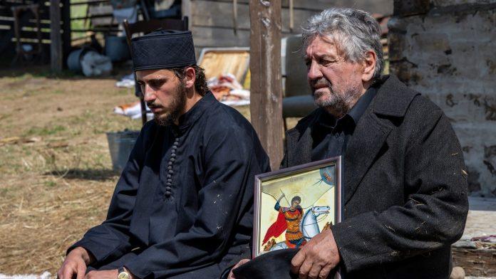 “zbog-finansija-sam-otkazao-ulogu-nebojsi-dugalicu”-rados-bajic-o-filmu-“cuvar-ikone-svetog-dorda”-i-saradnji-sa-decom:-“imam-potrebu-da-se-sklonim”-(video)