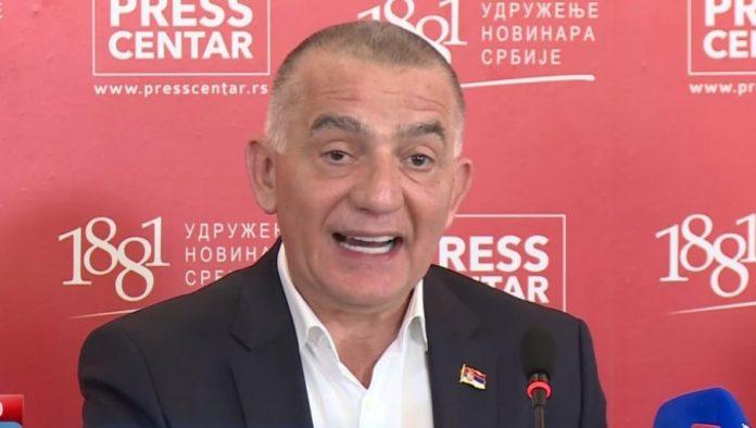 “dali-smo-sve-od-sebe”-vujic-otkrio-detalje-borbe-srbije-za-humanitarno-pustanje-mladica