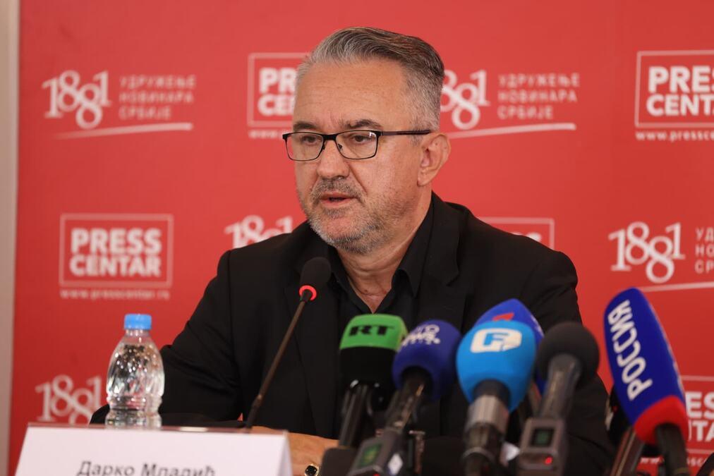 “aleksandar-vucic-je-uvek-bio-tu-za-nas”-sin-ratka-mladica-zahvalio-se-predsedniku-na-pomoci-koju-je-pruzao-njegovoj-porodici “aleksandar-vucic-je-uvek-bio-tu-za-nas”-sin-ratka-mladica-zahvalio-se-predsedniku-na-pomoci-koju-je-pruzao-njegovoj-porodici