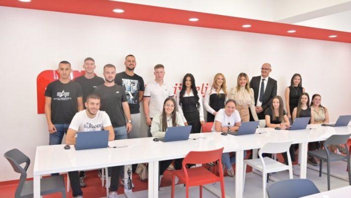 m:-tel-i-srbija-ulazu-u-fakultete-republike-srpske:-saobracajni-fakultet-u-doboju-dobio-savremenu-racunarsku-ucionicu