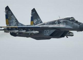 FENOMENALAN SNIMAK SA FRONTA: Ukrajinski MiG-29 u brišućem letu sovjetskom raketom R-60 uništio ruski „Banderol“! (VIDEO) fenomenalan-snimak-sa-fronta:-ukrajinski-mig-29-u-brisucem-letu-sovjetskom-raketom-r-60-unistio-ruski-„banderol“!-(video)