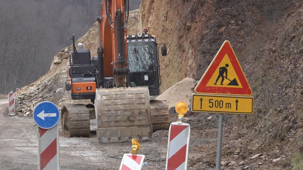 od-nedelje-ujutru-do-ponedeljka-u-zoru:-potpuna-obustava-saobracaja-kod-ivanjice,-evo-kojim-putem-ce-vozaci-morati-da-idu od-nedelje-ujutru-do-ponedeljka-u-zoru:-potpuna-obustava-saobracaja-kod-ivanjice,-evo-kojim-putem-ce-vozaci-morati-da-idu