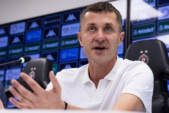 oglasio-se-sasa-ilic-pred-derbi:-humskom-odjekuju-reci-trenera-partizana,-evo-sta-je-rekao-pred-mec-sa-crvenom-zvezdom!-(video)