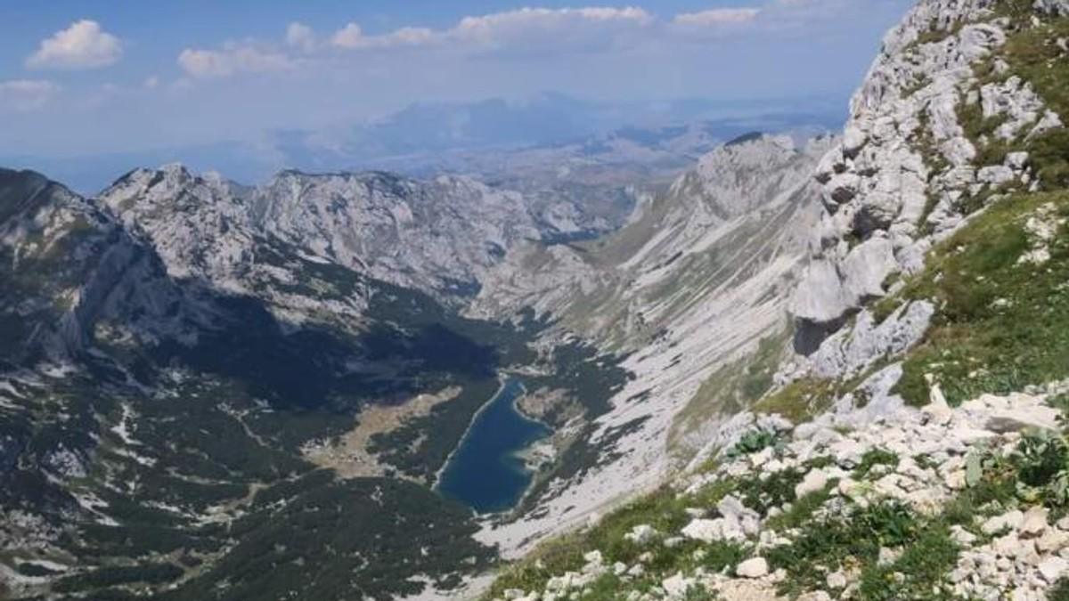 drama-srbina-na-durmitoru!-planinar-povreden-i-zarobljen-na-vrhu,-spasioci-odmah-krenuli-u-trku-s-vremenom drama-srbina-na-durmitoru!-planinar-povreden-i-zarobljen-na-vrhu,-spasioci-odmah-krenuli-u-trku-s-vremenom