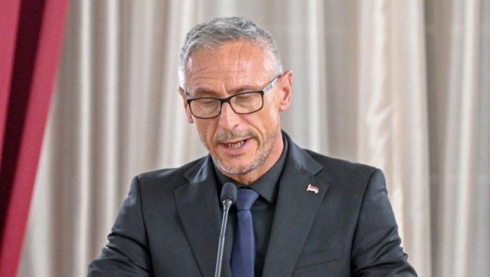 zahvalnost-za-zrtvu-i-slobodu:-poziv-srpskom-narodu-da-dostojanstveno-isprati-generala-mladica