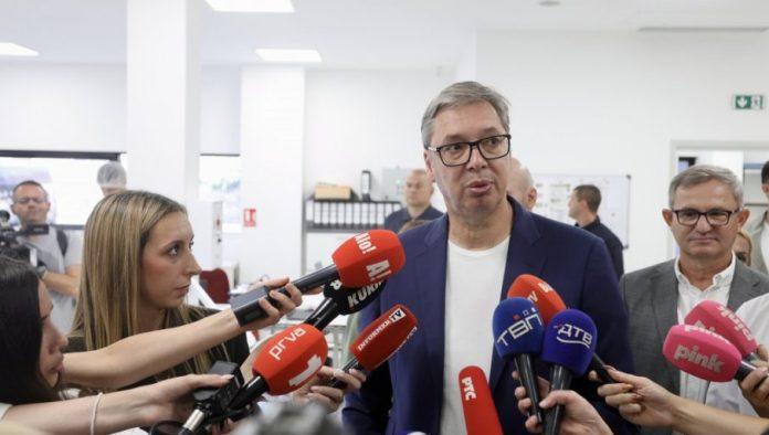 “sada-je-jasno-ko-tu-odlucuje”-vucic-o-tzv.-studentskoj-listi:-plenumi-nikada-nisu-stvarno-odlucivali
