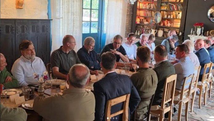 vucic:-danas-razgovaram-sa-prijateljima-iz-austrije-i-nemacke-o-nastavku-napretka-srbije