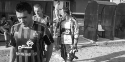 tragedija-potresla-fudbal:-dao-dva-gola,-pa-se-srusio-i-preminuo-u-svlacionici! tragedija-potresla-fudbal:-dao-dva-gola,-pa-se-srusio-i-preminuo-u-svlacionici!