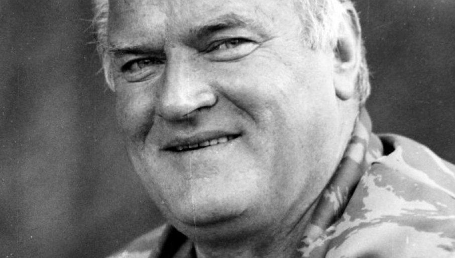 “narod-nas-moramo-zastititi”-ovako-je-govorio-general-mladic-(video) “narod-nas-moramo-zastititi”-ovako-je-govorio-general-mladic-(video)