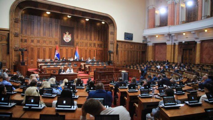 vanredna-sednica-vlade-u-15.30-casova:-obratice-se-macut-i-predloziti-raspustanje-skupstine