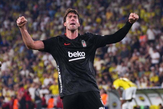 turci-ponizili-dusana-vlahovica!-mozete-li-da-verujete-sta-mu-rade-posle-derbija-fenerbahce-–-besiktas!