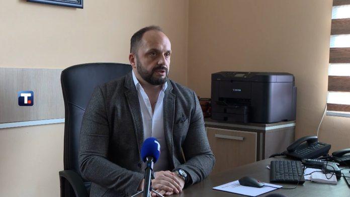 radojevic:-pomirenje-izmedu-naroda-se-ne-gradi-na-policijskim-bazama